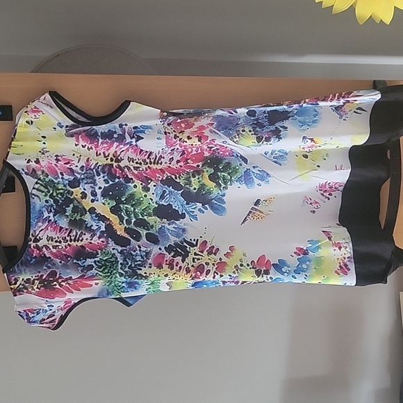 Domain M sleeveless top - Picture 2 of 3